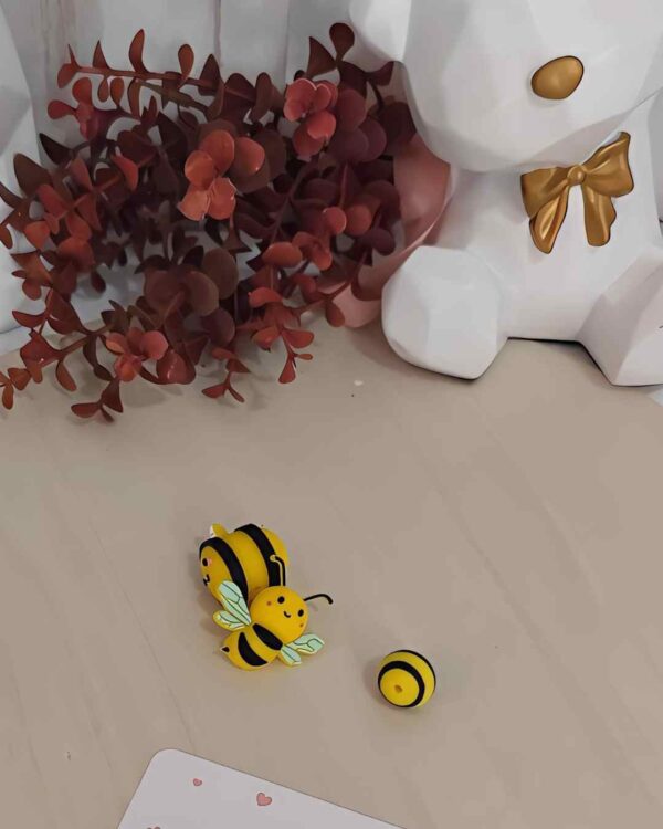 Pequeños Zumbidos de Amor - Imagen 6