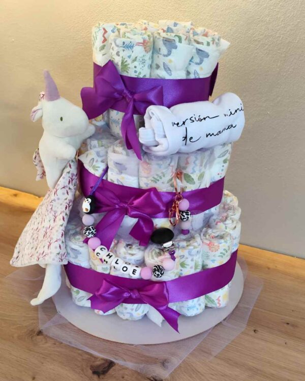 Pastel La Torre lila  Deluxe Unicornio